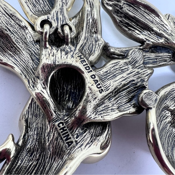 Heidi Daus Enchanting ‘Jack In The Pulpit’ Collection Statement Necklace - Picture 12 of 12